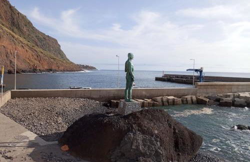 Pauloldtown - Local experience w rooftop n jacuzzi - Photo 34