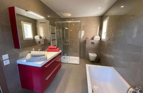 VILLA Saint Raphael Valescure Piscine Clim Wifi Golf - Foto 13