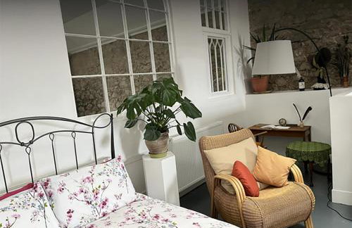 ‘Museum Loft’ Scotland’s Wee Hat Museum - Photo 2