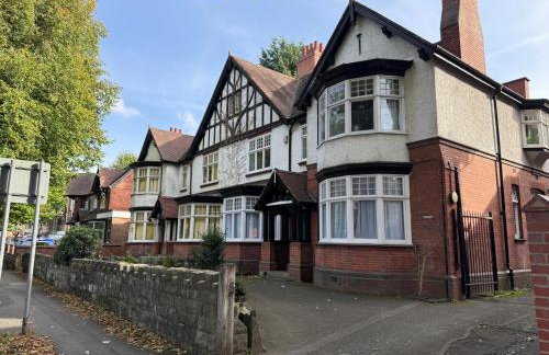 Very Large Central Property - Foto 25