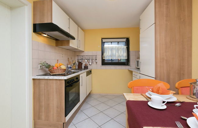 A Modern Apartment in the Hunsruck Region's Romantic Drohn Valley - Photo 14