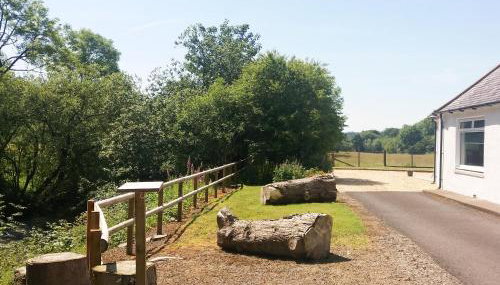 Riverside Cottage - Photo 3