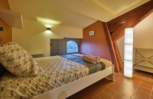 AUTOUR DU CHATEAU - Foto 9