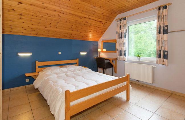 Spacious Retreat by Lake - Photo 6