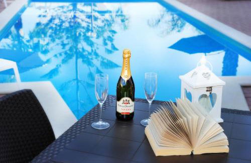 Villa Gioiosa Vacation in Sicily with private fenced pool & hydro-massage Please read, leggete, Host info before requesting - Foto 11