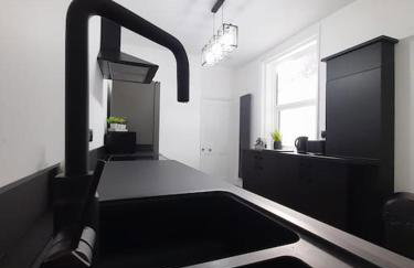 Chic 5 double bedroom house - 15 min to Manchester - Foto 21
