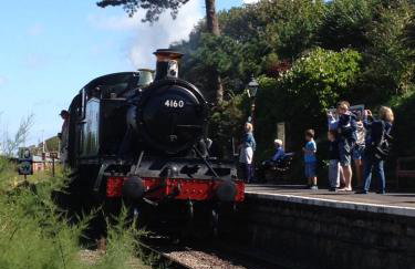 Watchet Cottage - Photo 16