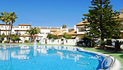 SAN FERNANDO 40 - A 100 metros de la Playa - Photo 3