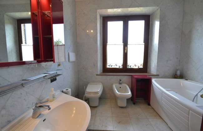 Charming Villa in Suvereto with Hot Tub - Foto 25