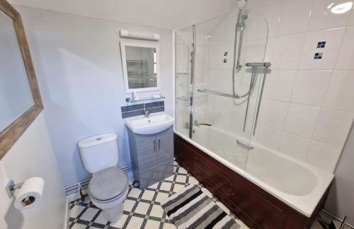 Swallows Nest Guest House - With Hot Tub - Foto 9