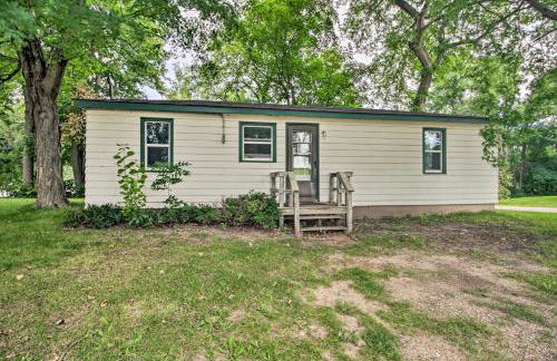 Lovely Lake Cabin Boat Rentals and On-Site Bar - Foto 12