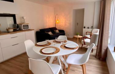 Ty Guenhaël petite maisonnette avec extérieur intra-muros proche port de Vannes - Foto 10