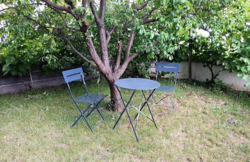 Grand Studio avec jardin et entrée privative à noter réservations de 3 nuits minimum - Foto 8