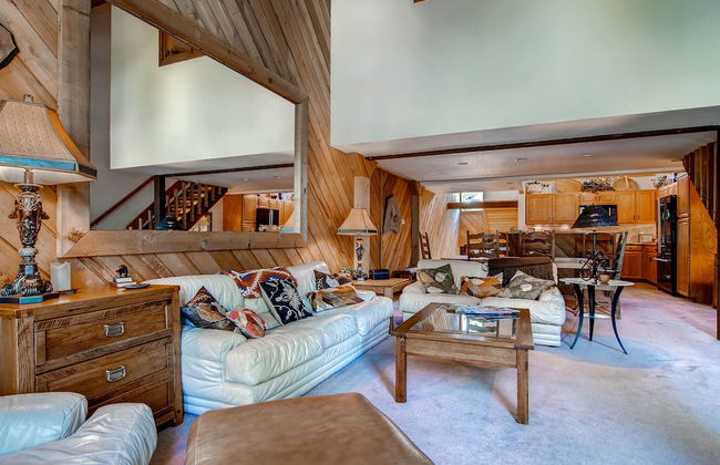 Ridgepoint Townhomes by East West Hospitality - Foto 60