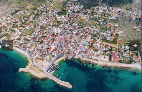 A cozy and private home with a spectacular view - Foto 28