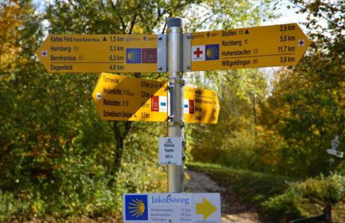 Modernes Apartment mit Küche, Parkplatz, WLAN - Nähe Schwäbisch Gmünd - Foto 23