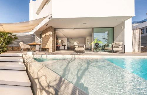 Modern Oasis: 4 Bedroom Villa in Ibiza City, 1263 - Foto 4