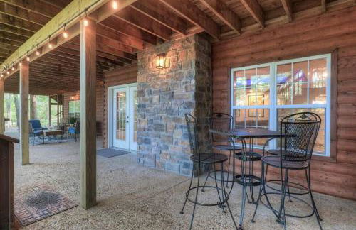 Rural 6 bedroom cabin - With a Hot Tub! - Foto 16