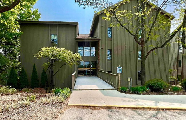 Charming 1BDR Condo w Golf Course View - Foto 21