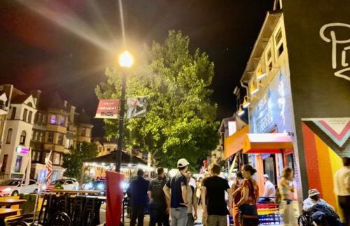 Cozy 1BR in DC 95WalkScore Steps to Cafes Dining Nightlife Grocery Metro - Close to Downtown - Foto 44