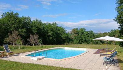 Grange avec piscine - La Hulotte du Cluzel - Foto 1, sunbed, Garden view