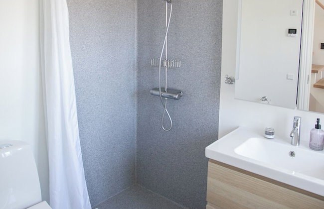 Luxurious House In Downtown Tórshavn - Photo 14