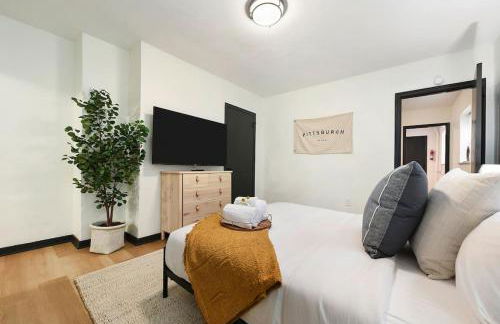 HostWise Stays - Pet Friendly Butler St Apt, Ground Floor with Private Entrance - Foto 3