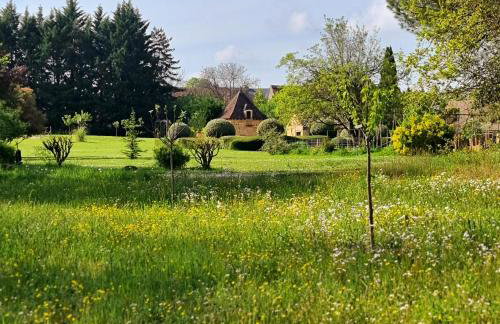 Les Granges Hautes, maisons de vacances, proches de Sarlat avec piscine, parc, - Foto 32