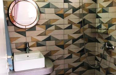 Salty Kisses and Sandy Toes, Seafront Syrmata Houses Authentic Milos Stay - Foto 8