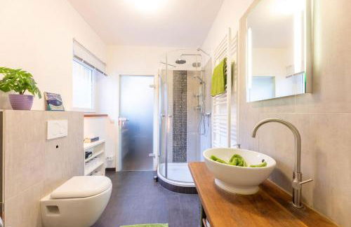 Ruhiges 1-Zi-Apartment, ideal für Kurzaufenthalt für bis zu 4 Personen - Foto 3