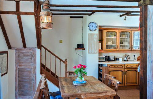 Finest Retreats - April Cottage - Foto 10