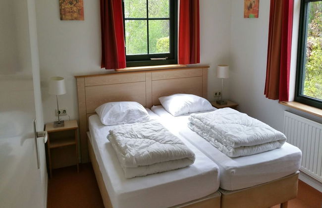 Cozy Furnished House with Garden near Nature Reserve - Photo 2