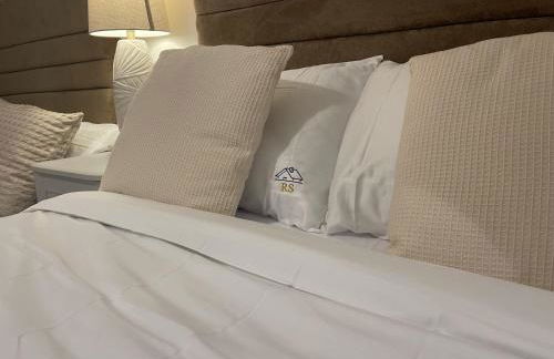 The Comfort, with Free Parking, Harlow - Foto 22