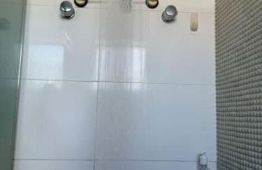 Apartamento completo com 3 SUÍTES - Piscina, Academia, Varanda Gourmet com uma vista privilegiada - Hospedagem à altura da COP30 - Foto 61