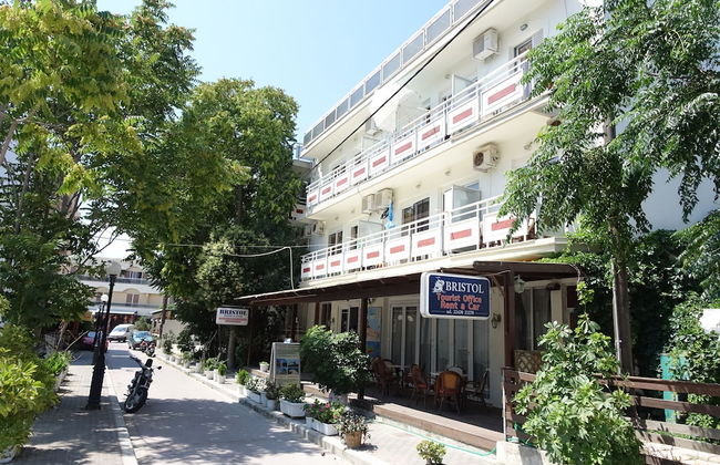 Bristol Hotel & Apartments - Photo 1