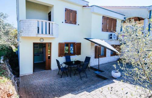 Roko Opaćac Veli IŽ,otok Iž - Foto 3