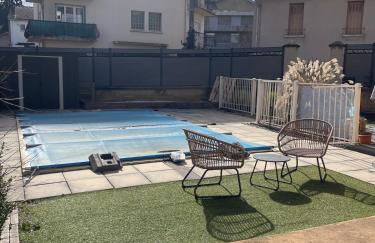 Chez Ambre et Lulu - Appartement centre ville avec piscine - Foto 13