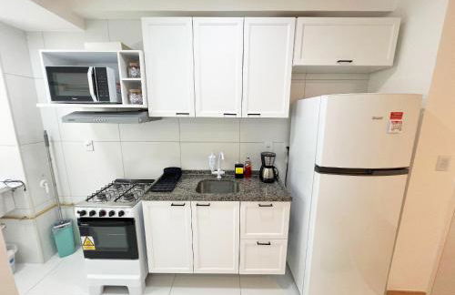 Aconchego proximo Praia e Aeroporto com ar by Apê - Foto 25