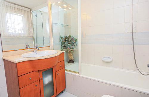 LTIORAL COSTA DORADA - CASA MERCURI Only families - Photo 65