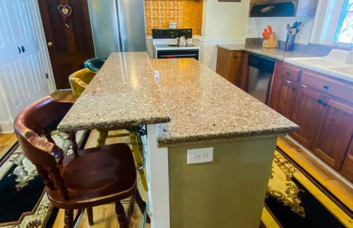 Restored historic home near ND and Amish Country - Foto 17