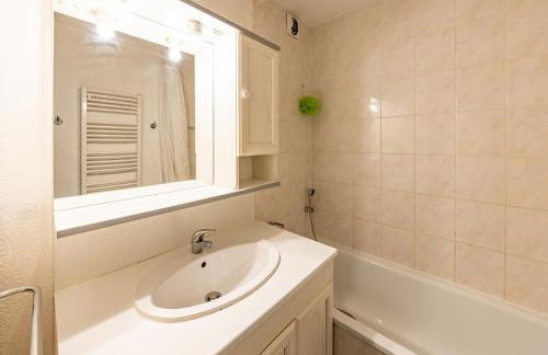 Appartement confortable 7 personnes, centre-station, proche pistes et commodités - FR-1-807-18 - Foto 5