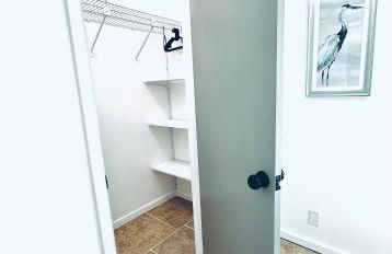 Sea Salt Vacation Home, Private Pool - Walk to Beach - Foto 21