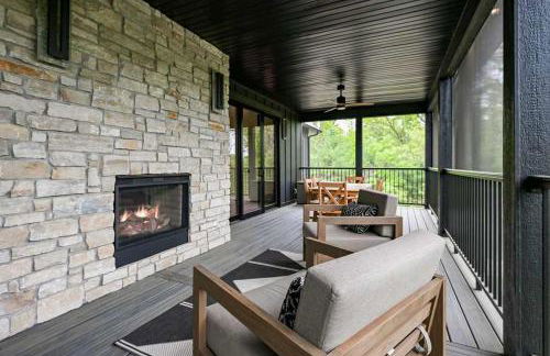 6BR Sand Valley Lodge with Hot Tub Bar & Putting Green - Foto 3