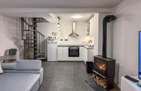 1 Bedroom Gorgeous Home In Vlaskovec - Foto 9