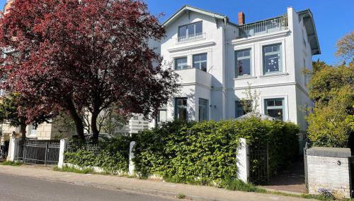 Helle Dachgeschosswohnung mit großer Südterrasse - Foto 2