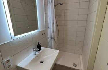 EXKLUSIVE 2 Zimmer EG Wohnung mit Balkon in Top Lage! - Foto 17