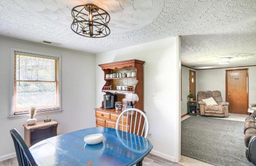 Home with Bunkroom 2 Mi to Hatfield and McCoy Trail - Foto 7