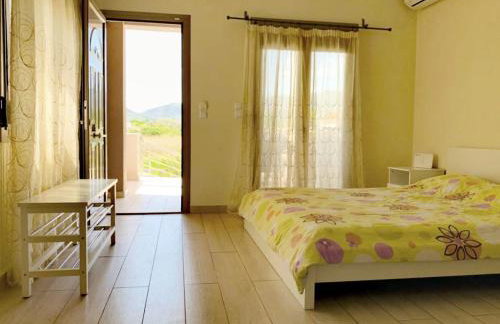 FREDDY'S PLACE - Photo 2