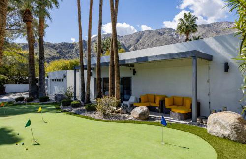 Far Far Away in Vista Las Palmas by ACME House Company - Foto 28