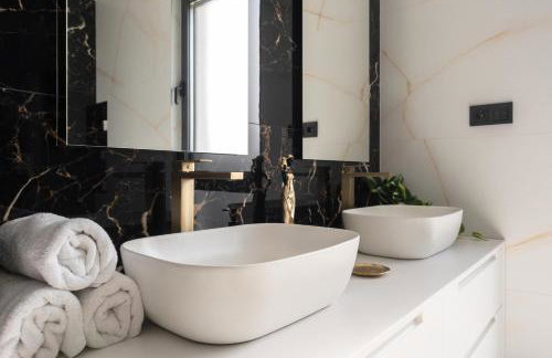 Luxury Villa Vesper- Heated Pool, Hot Tub, Rooftop terrace, Gym - Foto 48